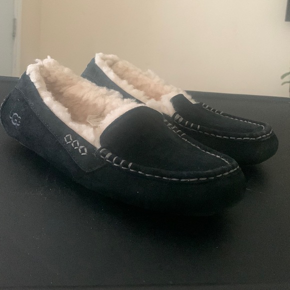 UGG ANSLEY BLACK SILKE SUEDE MOCCASIN  SLIPPERS - Picture 9 of 10